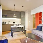 060 - Le Littre - 1 Chambre, Central, Proche Maison Carree, Clim, 4personnes