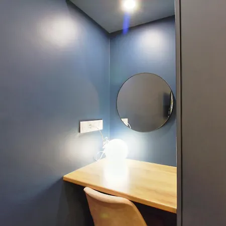 Apartamento 060 - Le Littre - 1 Chambre, Central, Proche Maison Carree, Clim, 4personnes Nîmes