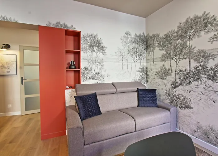 Διαμέρισμα 060 - Le Littre - 1 Chambre, Central, Proche Maison Carree, Clim, 4personnes *