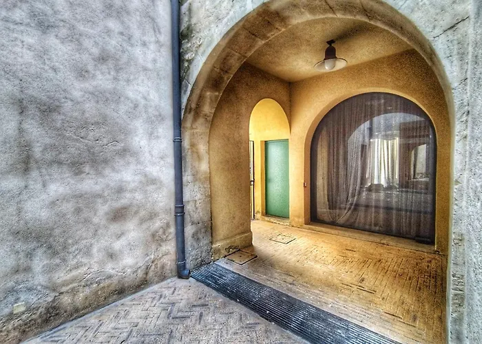 060 - Le Littre - 1 Chambre, Central, Proche Maison Carree, Clim, 4personnes Διαμέρισμα Νιμ