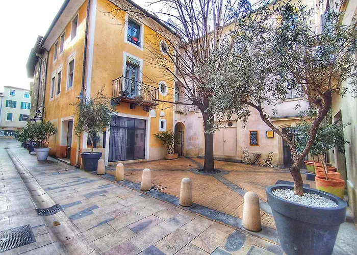 060 - Le Littre - 1 Chambre, Central, Proche Maison Carree, Clim, 4personnes Διαμέρισμα